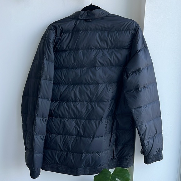 Adidas bomber jacket - Picture 2 of 4